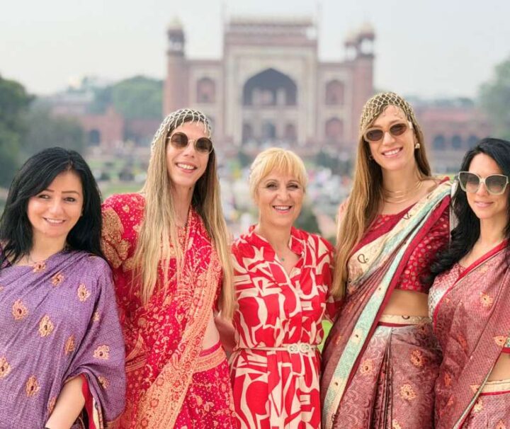 taj-mahal-sunrise-sunset-overnight-tour