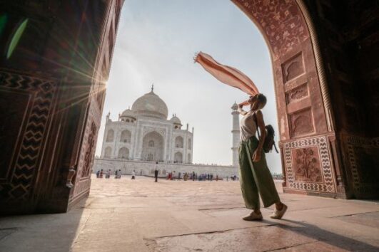 Luxury Same Day Taj Mahal Tour from Delhi by Private Car