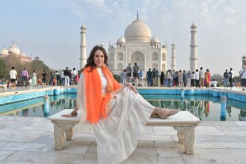 Same Day Women Special Taj Mahal Tour